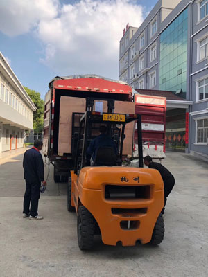 大容量脫水機發(fā)貨 大容量脫水機發(fā)貨